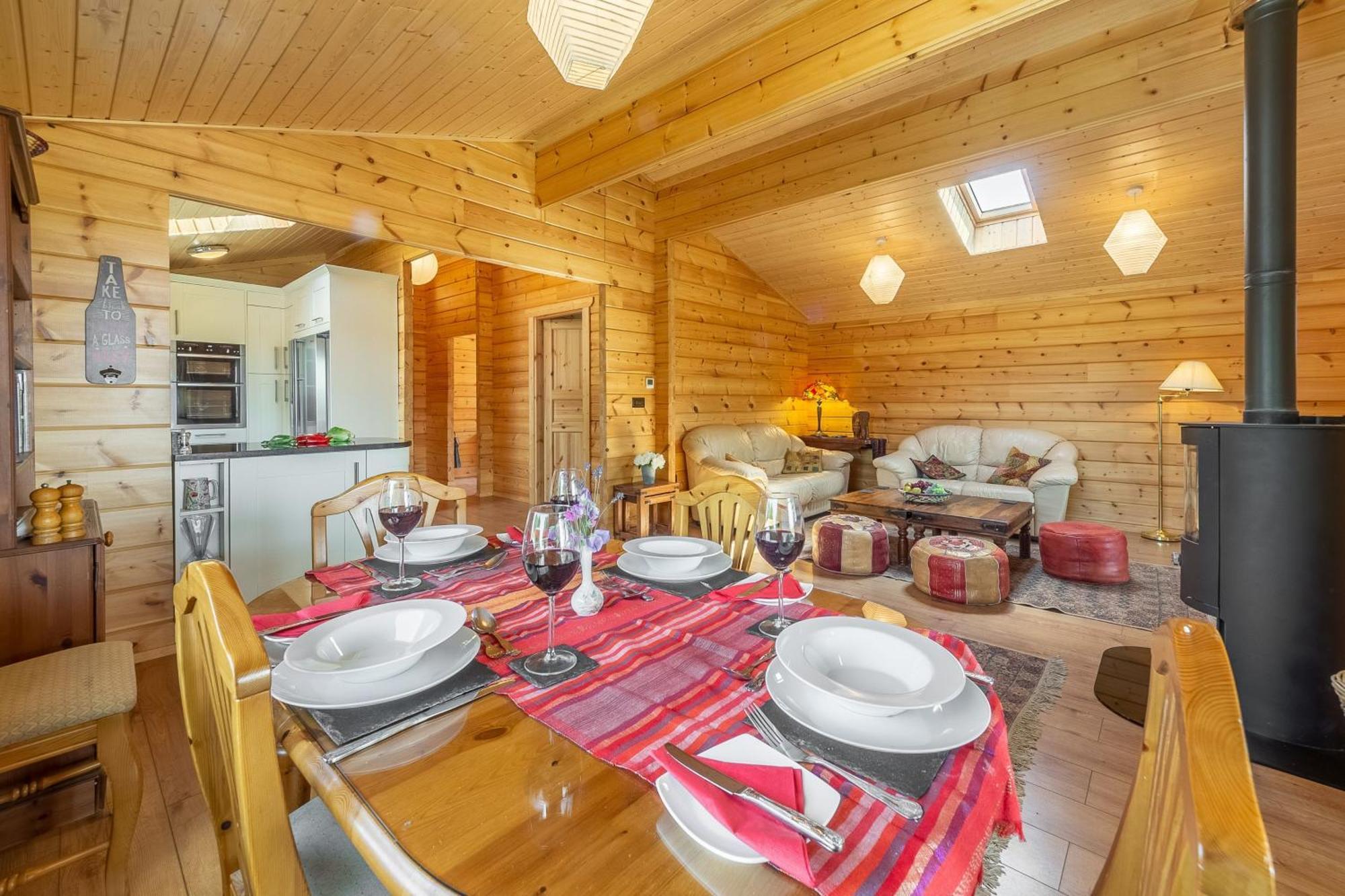 The Lodge Стоумаркет Екстериор снимка