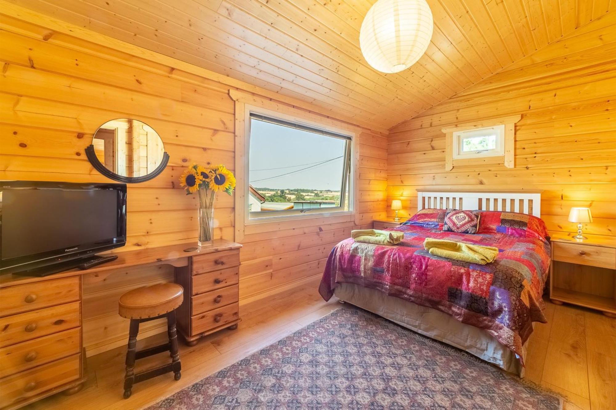 The Lodge Стоумаркет Екстериор снимка